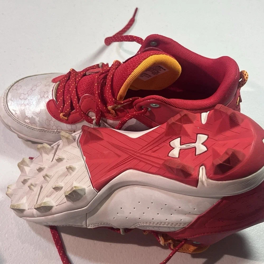 Under Armour 3026597-600 Harper 8 Mid‎ RM JR Baseball Cleats Red White US 6 EUC